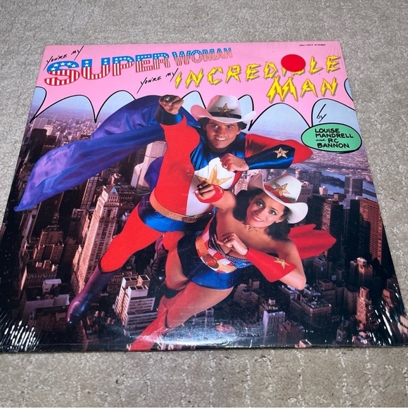 Louise Mandrell and RC Bannon, with their hit album "Super Woman” 1982 - Picture 2 of 5